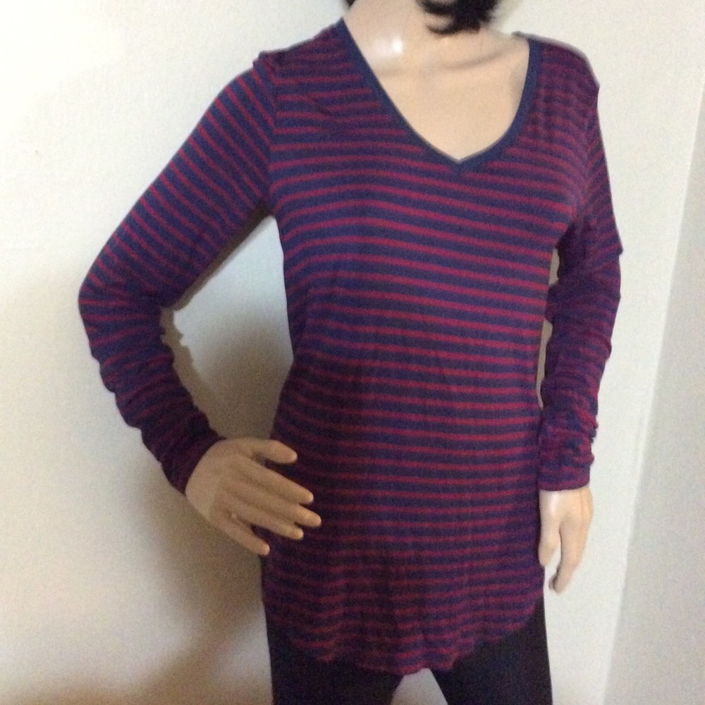 Old navy Long sleeve pullover shirt